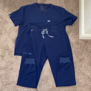 Women’s Navy Figs Scrub Set
